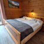 Photo of Twin room, shower, toilet, facing the mountains